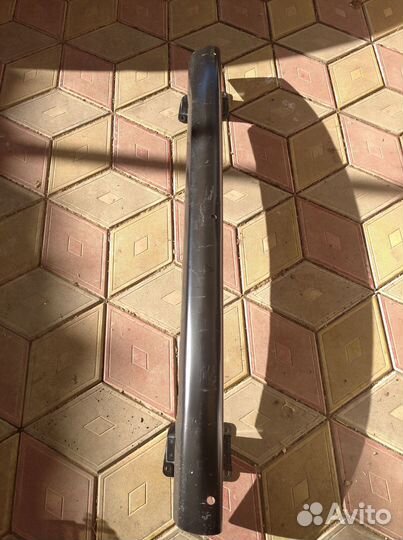 Усилитель заднего бампера skoda tour a4