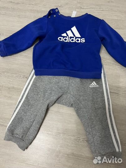 Спортивный костюм