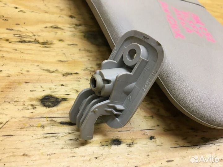 Козырек солнцезащитный Mazda Axela BL5FP zyve 2011