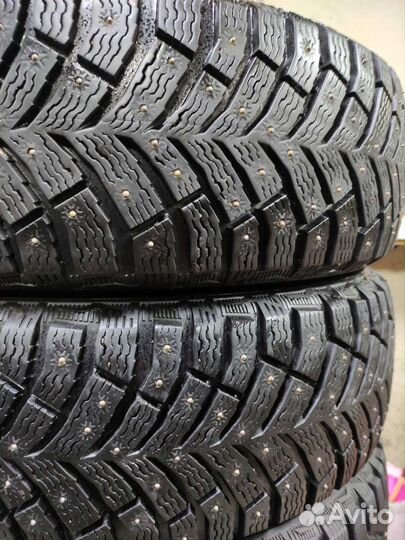 Michelin X-Ice North 4 185/65 R15 92T