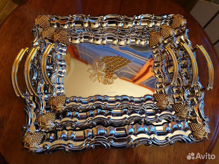 Набор подносов