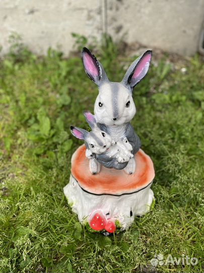 Дачные фигуры заяц