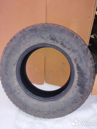 Kumho I'Zen RV Stud KC16 245/70 R16