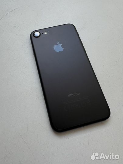 iPhone 7, 128 ГБ