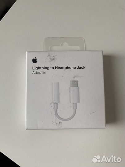 Адаптер Lightning to Headphone Jack