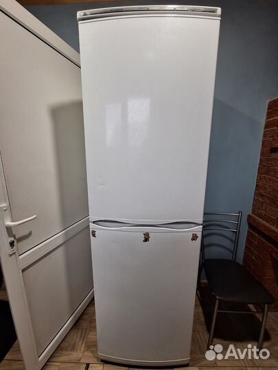Холодильник атлант бу