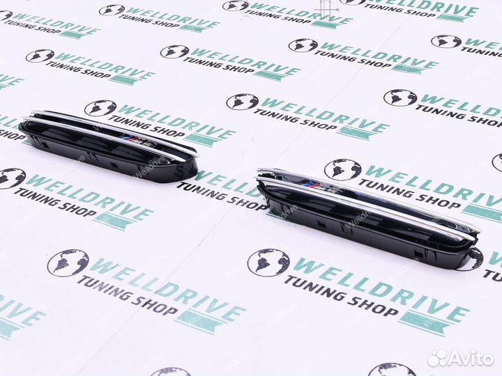 Жабры на крылья BMW M5 E60 E61 черные