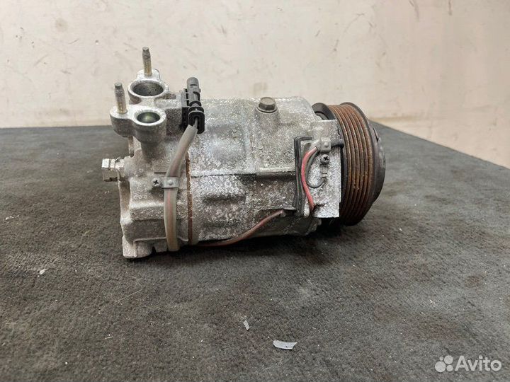 Компрессор кондиционера Land Rover Velar L560 2.0