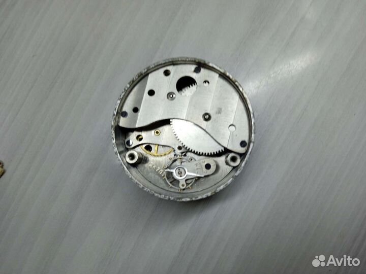 Часы танковые не рабочие