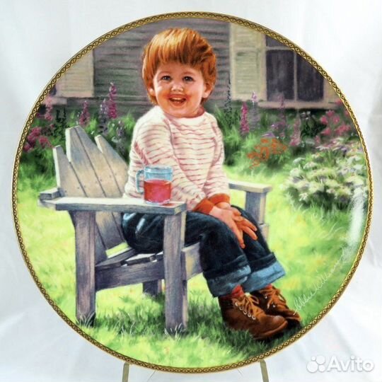 Серия тарелок «Фонд Помощи. Марш Пятаков»