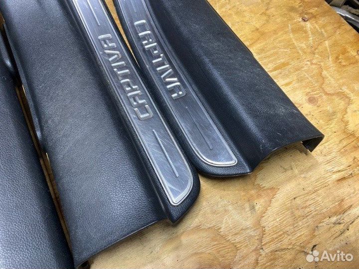 Накладка на порог салона Chevrolet Captiva C140