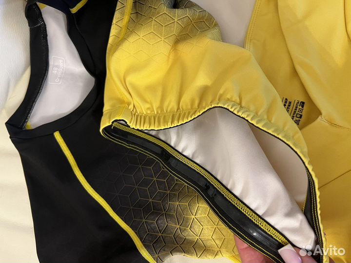 Спортивный костюм