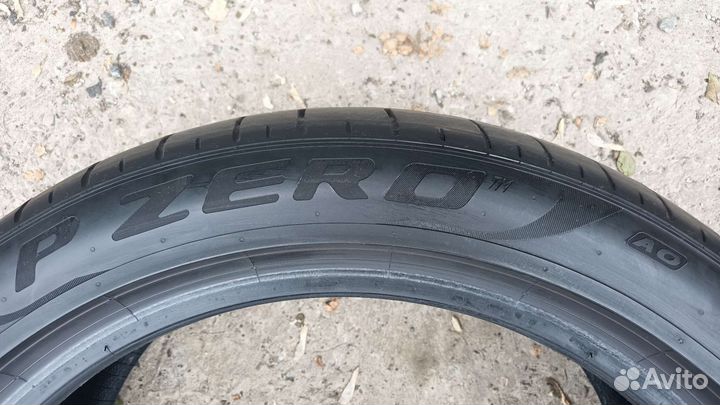 Pirelli P Zero 245/45 R19 102Y