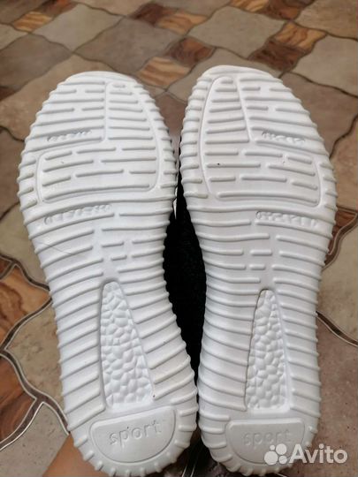 Кроссовки adidas