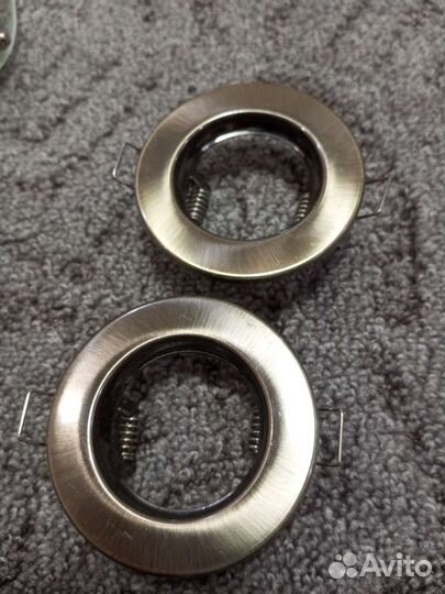 Светильник потолочный встраиваемый