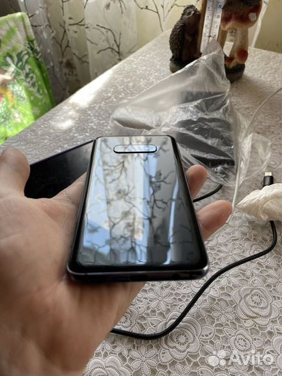 Samsung Galaxy S10e, 6/128 ГБ