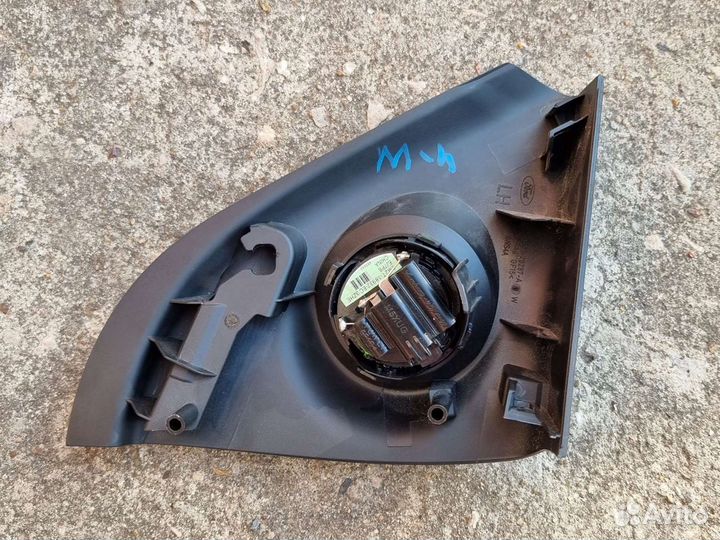 Накладка двери передней левой Ford Mondeo 4