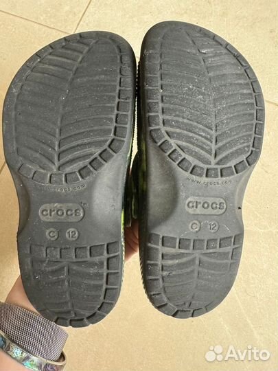 Crocs. C12