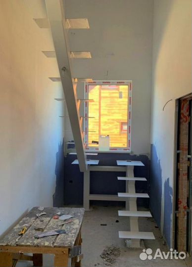 Перила деревянные с монтажем