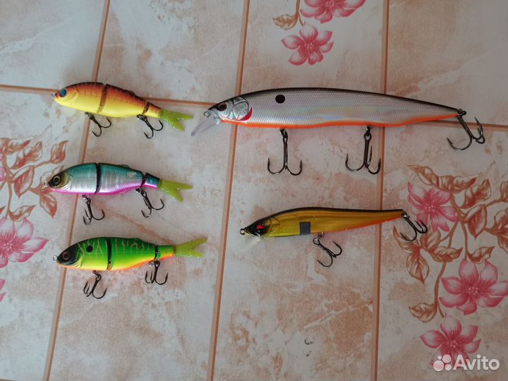 Набор воблеров