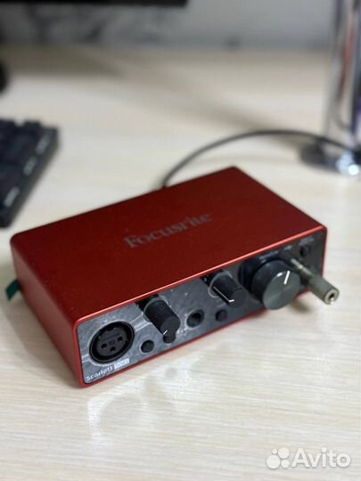 Внешняя звуковая карта focusrite
