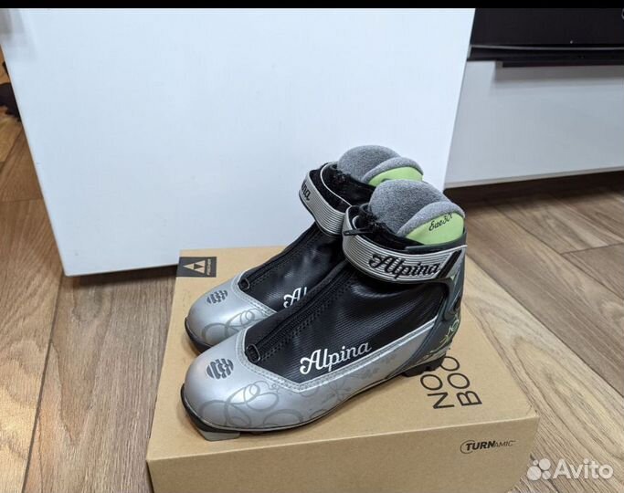 Лыжные ботинки Alpina EVE30t 37 размер
