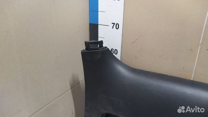 Обшивка двери багажника Land Cruiser (150) -Prado