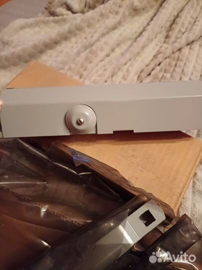 Доводчик на входную дверь