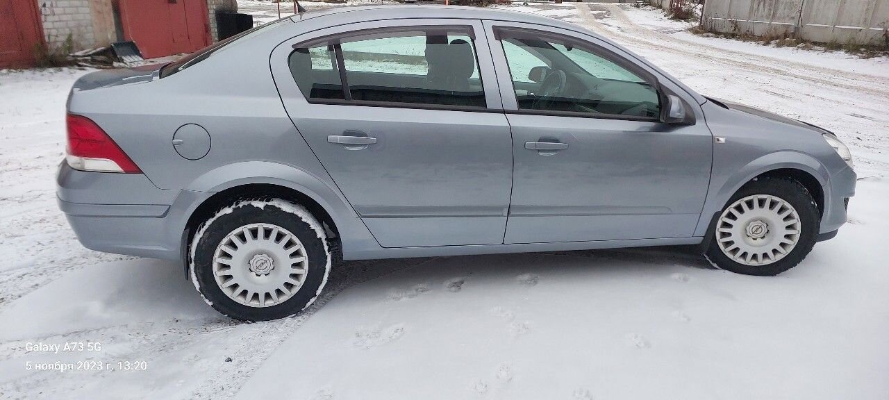 Opel Astra: фото владельца