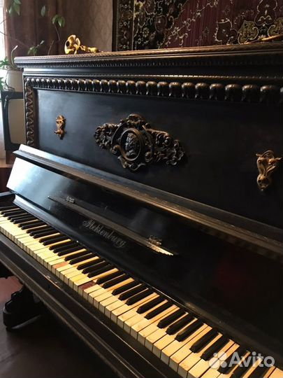 Пианино Meklenburg