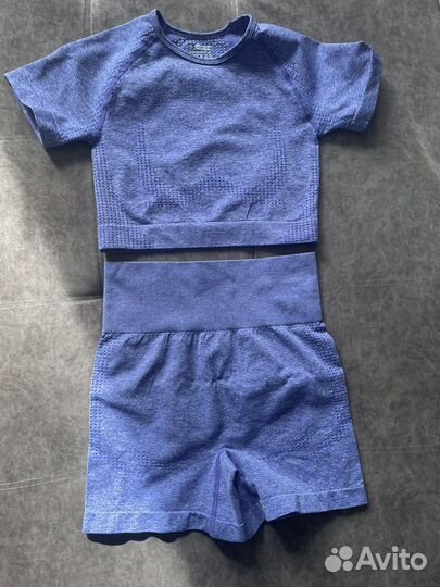 Костюм для фитнеса женский