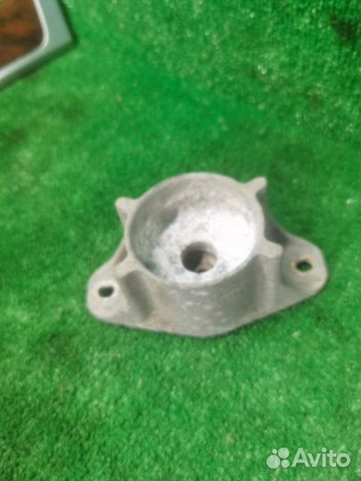 Кронштейн опоры амортизатора задний Volvo S40 II