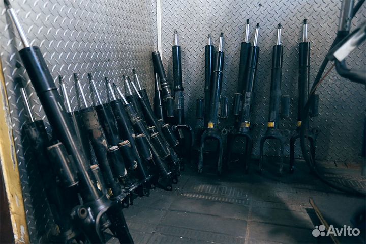 Стойка Suzuki Aerio 01-07 зад