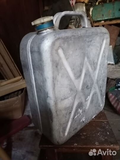 Канистра 20 литров для бензина