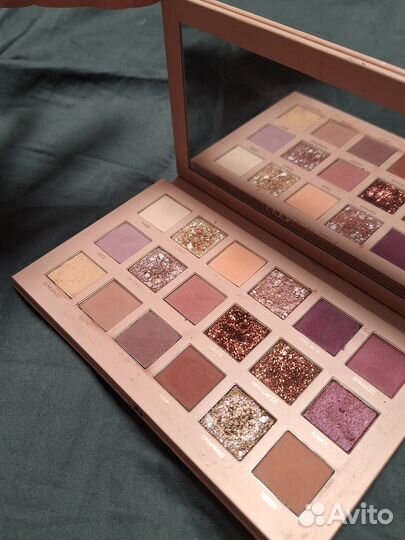 Huda beauty тени