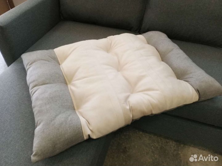 Лежанка - матрасик для крупных и средних собак