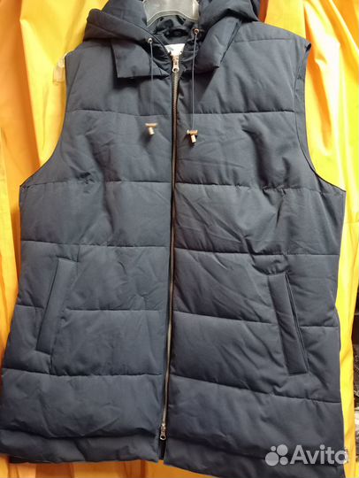 Безрукавка осень-зима