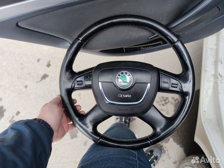 Руль Skoda Octavia