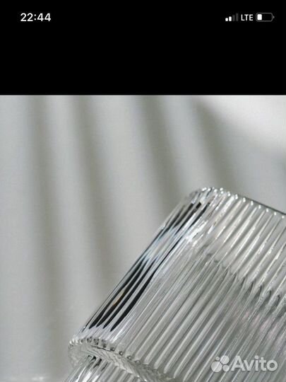 Ваза для цветов рифленого стекла