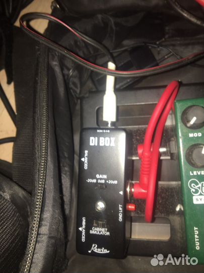 Педалборд с гитарными педалями