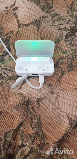 Зарядное устройство для наушников