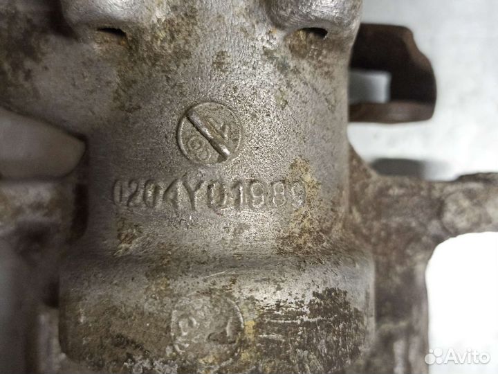 Суппорт задний правый Toyota