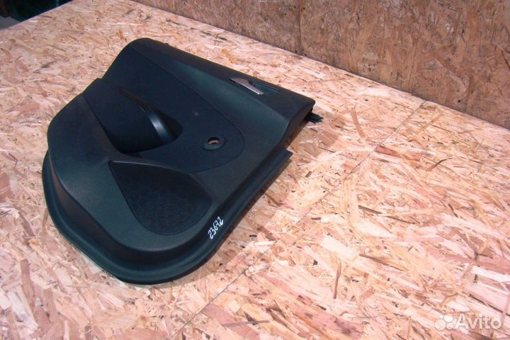 Opel Astra J Обшивка двери задней левой