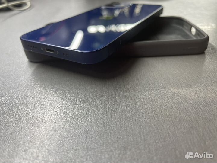 iPhone 12 mini, 64 ГБ
