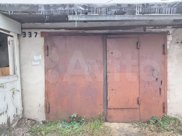 Гараж, > 30 м²