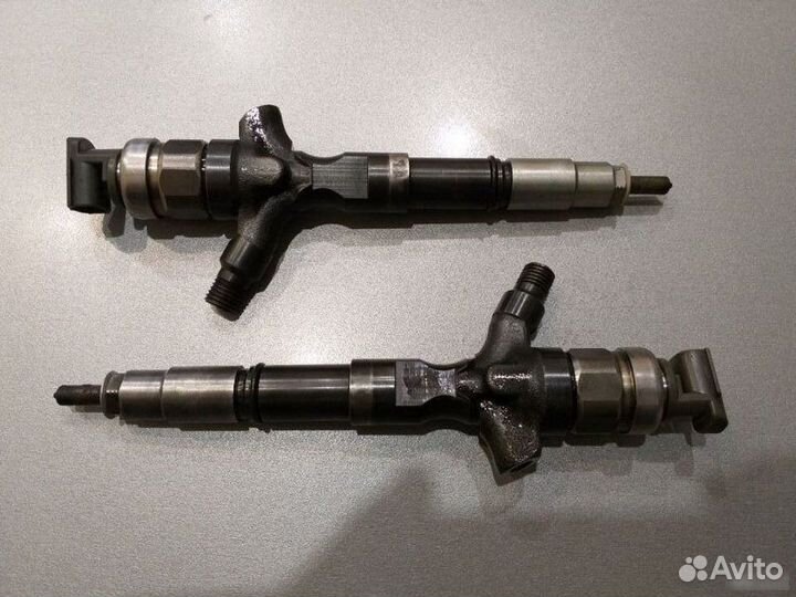 Форсунка топливная Toyota Land Cruiser Prado 120