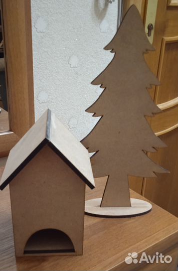 Чайный домик, Ель