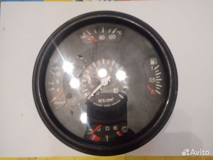 Комбинация приборов ЗИЛ, паз