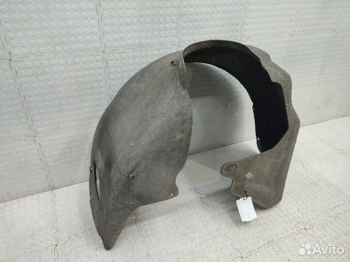 Подкрылок передний правый Лада Гранта 2018