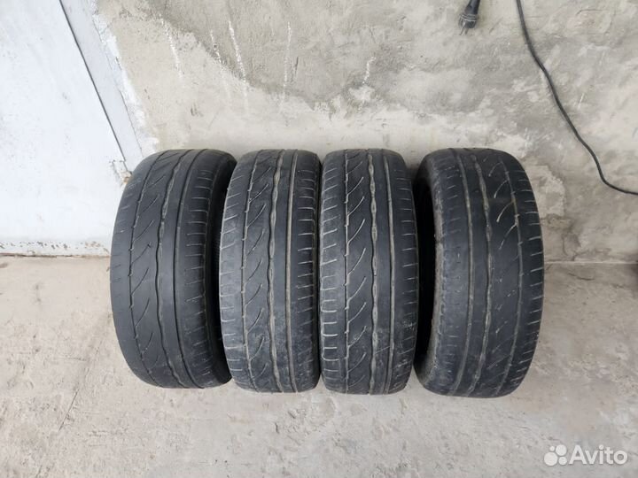 Bridgestone Potenza RE002 Adrenalin 195/60 R15 88H
